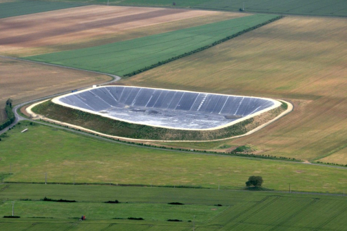 Méga-bassines : le cri du cœur d’un ancien maire pour sauver la biodiversité.